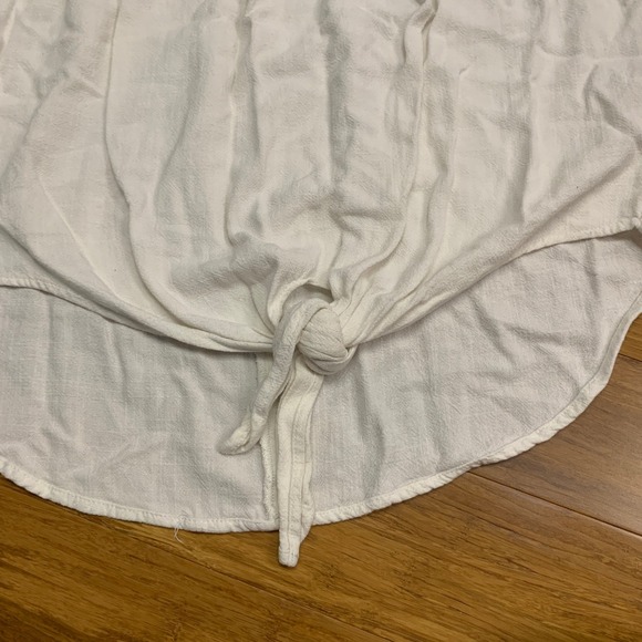 Umgee Womens Off The Shoulder Tie Front Top Ruffle Short Sleeve Linen Size Small - Picture 3 of 6